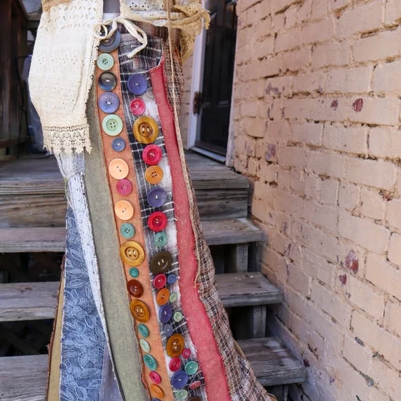 ***SOLD***ONE SIZE SMALLGRAB THEM AT COST*** A Rare Bird Bust Your Buttons Jeans - Picture 4 of 5